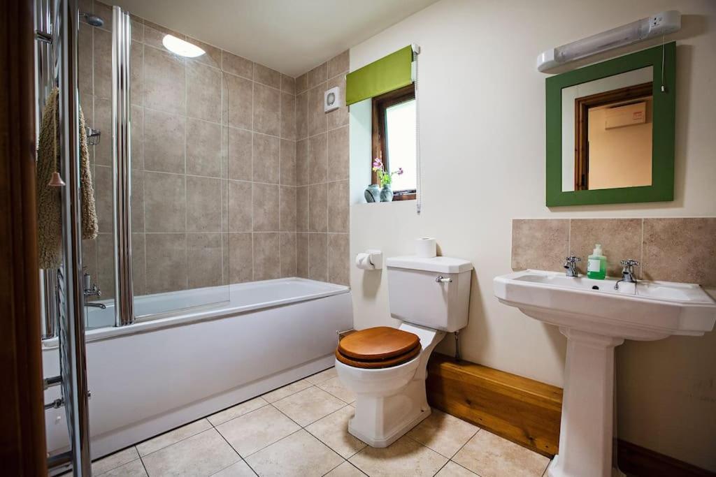 Cabalva Mill Cottage - Very Private And With Views Over The River Wye Clifford Esterno foto