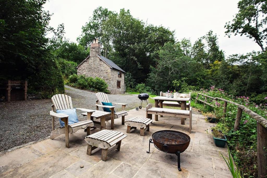 Cabalva Mill Cottage - Very Private And With Views Over The River Wye Clifford Esterno foto